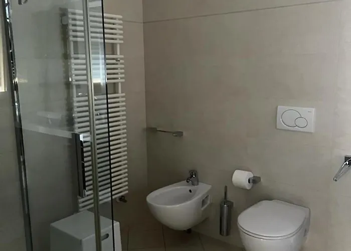 Apartament Mare Int 2 *