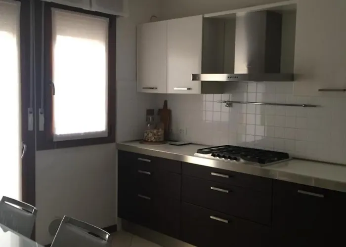 Mare Int 2 * קאורלה